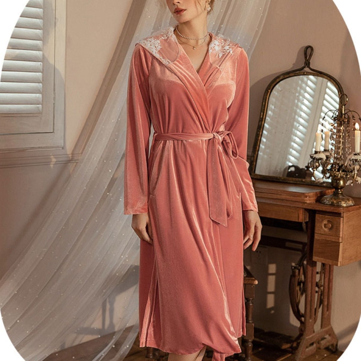 Derri hoodie velvet robe LOVEFREYA Small Pink Intimates