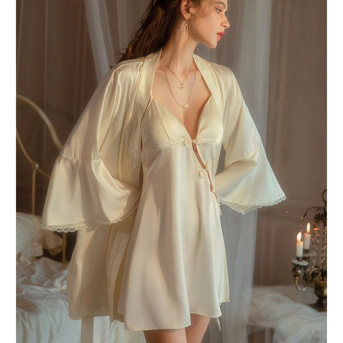 Hayley satin robe LOVEFREYA Free size Champagne Intimates