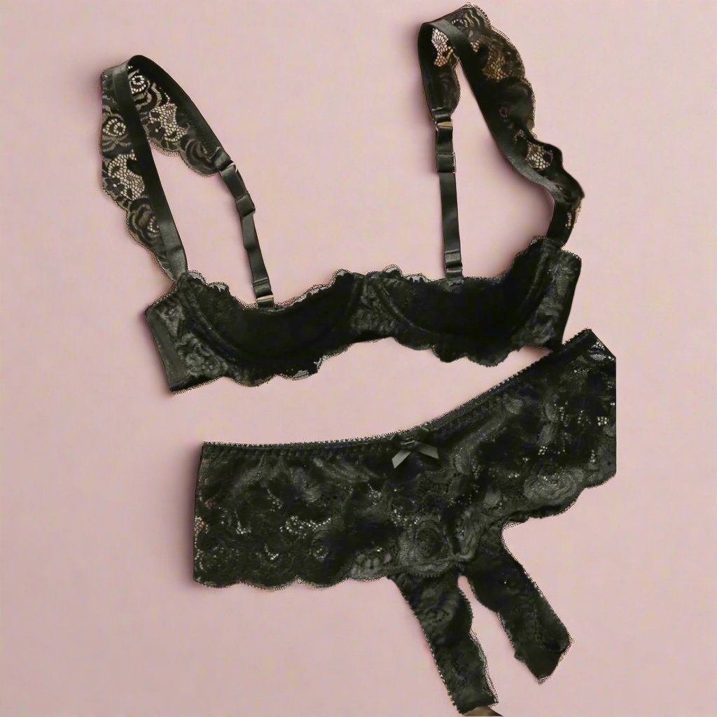 Jennifer lace lingerie set LOVEFREYA Small Black Intimates